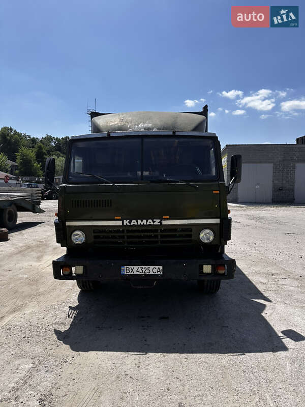 Самосвал КамАЗ 55102 1988 в Каневе