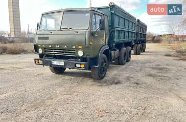 Самосвал КамАЗ 55102 1982 в Березане