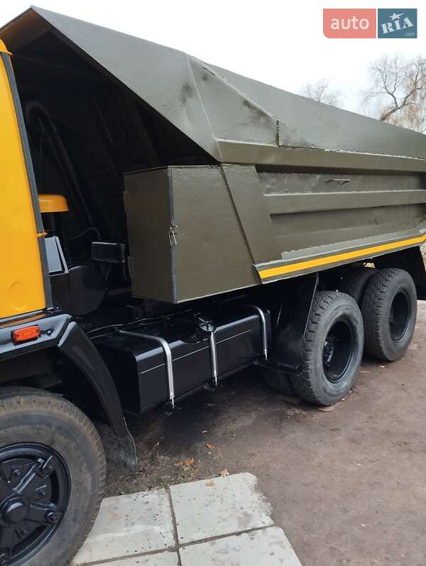 Самосвал КамАЗ 55111 1990 в 