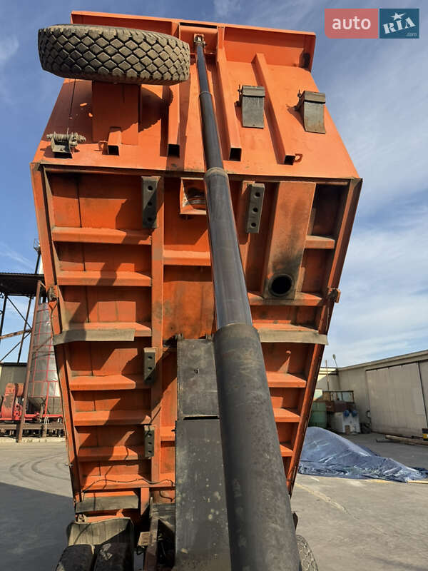 Самосвал КамАЗ 6520 2007 в Умани