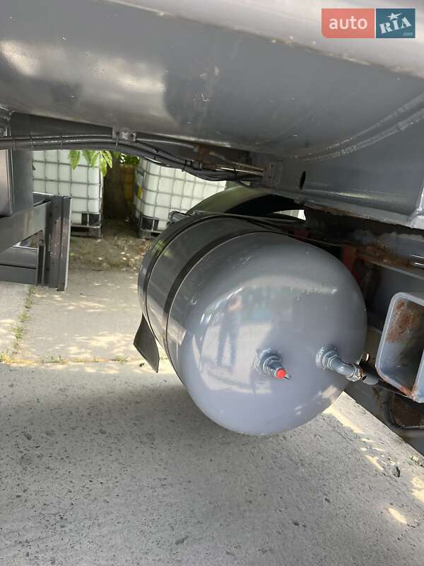 Цистерна полуприцеп Kassbohrer AWB 2009 в Киеве