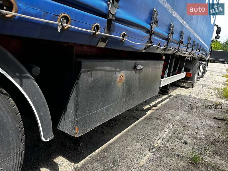 Тентованный борт (штора) - полуприцеп Kassbohrer Maxima 2012 в Луцке