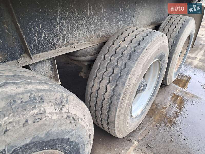 Самосвал полуприцеп Kassbohrer SKM 1992 в Калуше