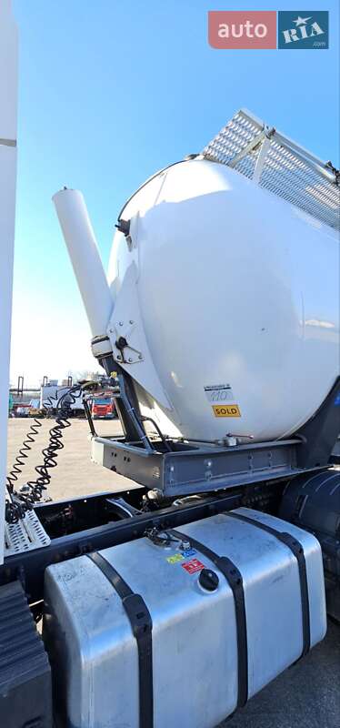 Цистерна напівпричіп Kassbohrer SSK 2007 в Запоріжжі