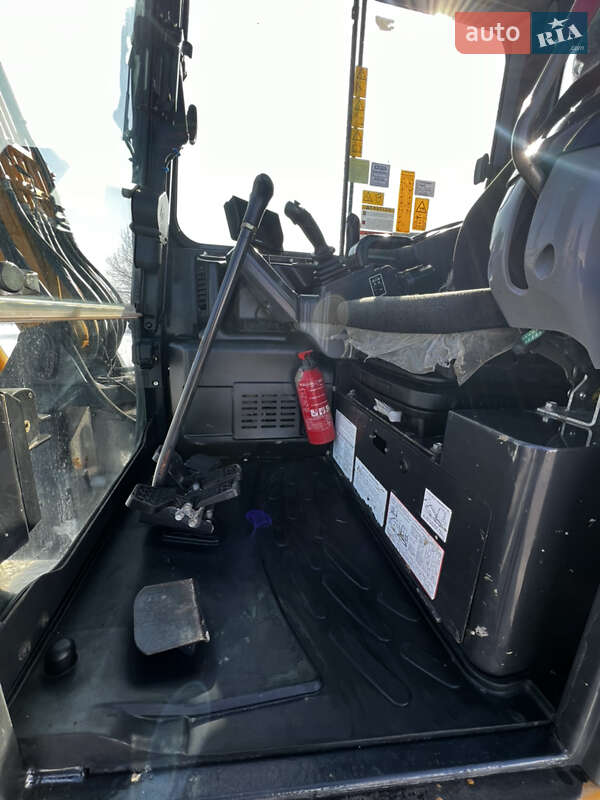 Міні-екскаватор Kato HD 2018 в Тернополі фото 28 Міні-екскаватор Kato HD 2018 в Тернополі