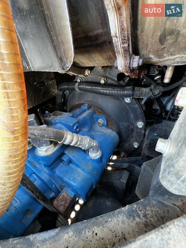 Міні-екскаватор Kato HD 2018 в Тернополі фото 40 Міні-екскаватор Kato HD 2018 в Тернополі