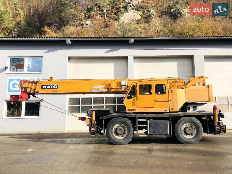 Автокран Kato KR 1997 в Черноморске