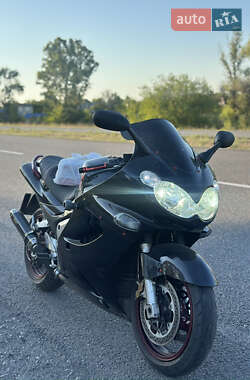 Мотоцикл Классик Kawasaki 1200 2006 в Днепре