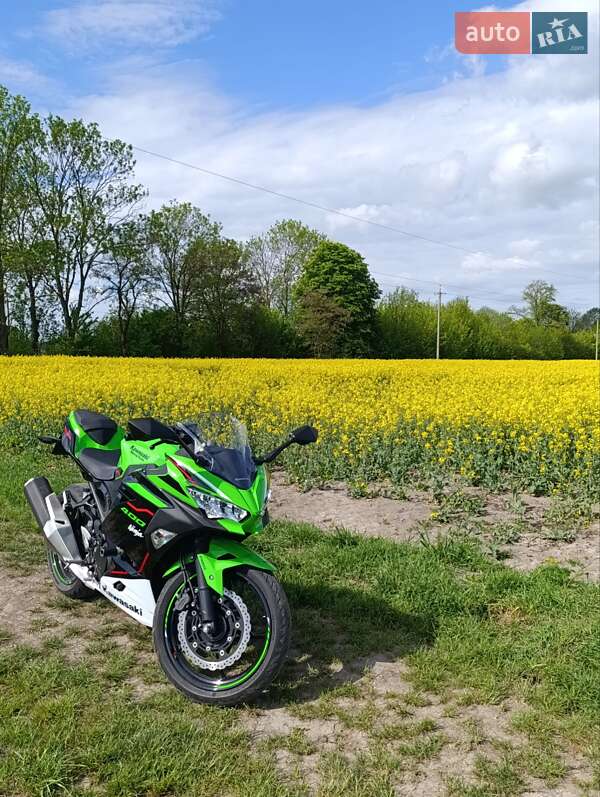 Спортбайк Kawasaki 400 2021 в 