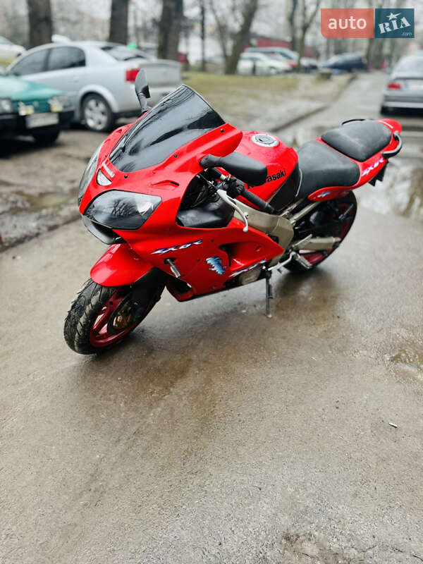 Спортбайк Kawasaki 636 2002 в Хмельницком