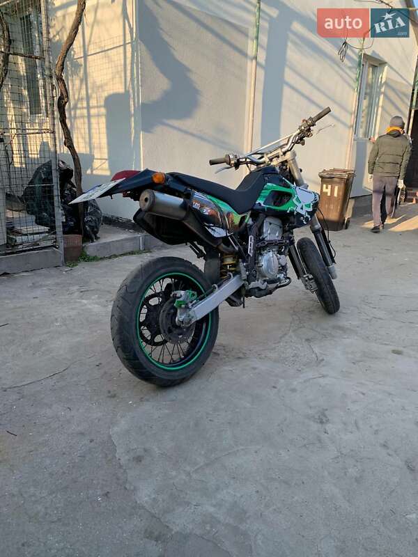 Мотоцикл Супермото (Motard) Kawasaki D-Tracker 250 2005 в Одессе