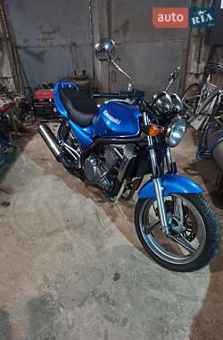 Мотоцикл Классик Kawasaki ER-5 2001 в Виннице