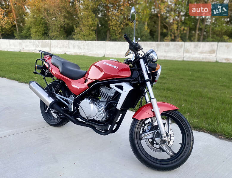 Мотоцикл Без обтекателей (Naked bike) Kawasaki ER-5 2000 в Луцке фото 7 Мотоцикл Без обтекателей (Naked bike) Kawasaki ER-5 2000 в Луцке