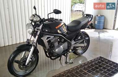 Мотоцикл Классік Kawasaki ER-5 2001 в Немирові