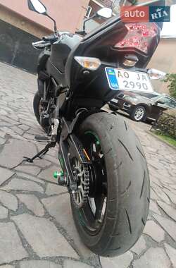 Мотоцикл Без обтекателей (Naked bike) Kawasaki ER 650 2020 в 
