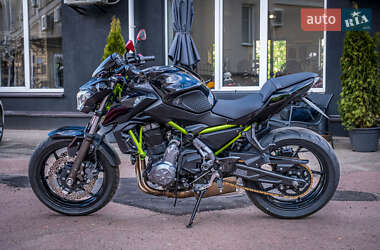 Мотоцикл Без обтекателей (Naked bike) Kawasaki ER 650 2018 в 
