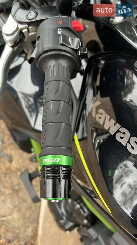 Мотоцикл Без обтікачів (Naked bike) Kawasaki ER 650 2021 в Києві фото 6 Мотоцикл Без обтікачів (Naked bike) Kawasaki ER 650 2021 в Києві