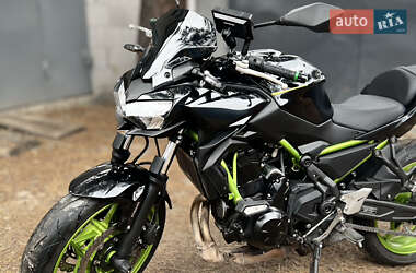 Мотоцикл Без обтекателей (Naked bike) Kawasaki ER 650 2021 в 