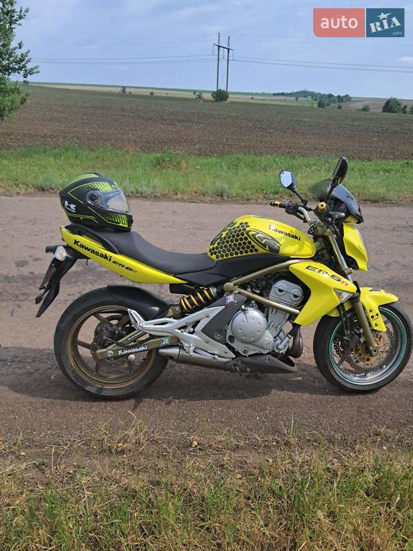 Спортбайк Kawasaki ER-6N 2007 в Каменец-Подольском