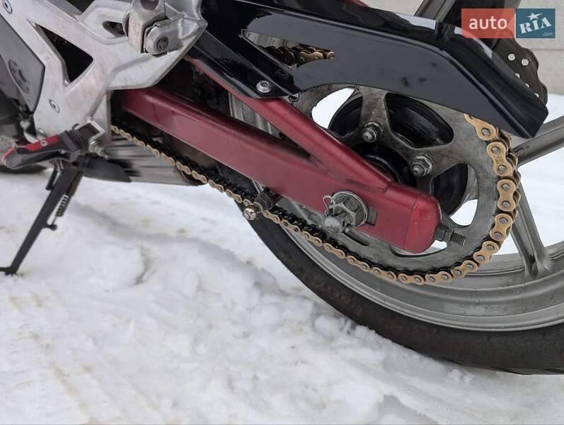 Мотоцикл Без обтекателей (Naked bike) Kawasaki ER-6N 2006 в Петропавловской Борщаговке фото 6 Мотоцикл Без обтекателей (Naked bike) Kawasaki ER-6N 2006 в Петропавловской Борщаговке