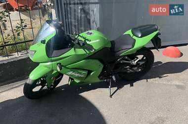 Спортбайк Kawasaki EX 250 2009 в Киеве