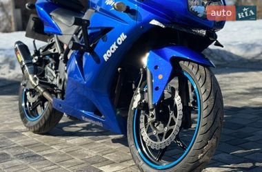 Спортбайк Kawasaki EX 250 2010 в Тернополе