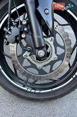 Спортбайк Kawasaki EX 300 2013 в 