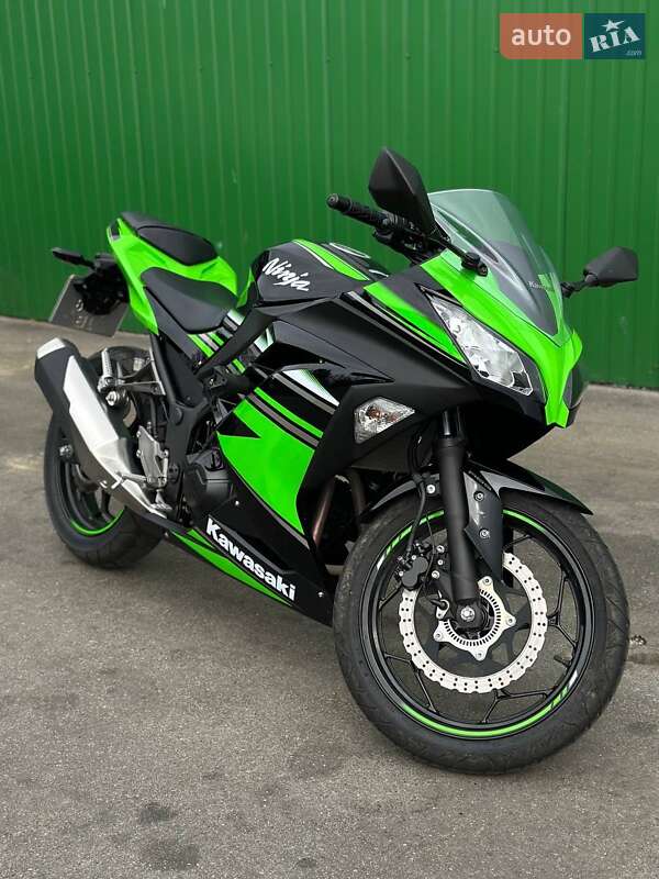 Спортбайк Kawasaki EX 300 2016 в Киеве