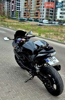 Мотоцикл Спорт-туризм Kawasaki EX 300 2013 в 