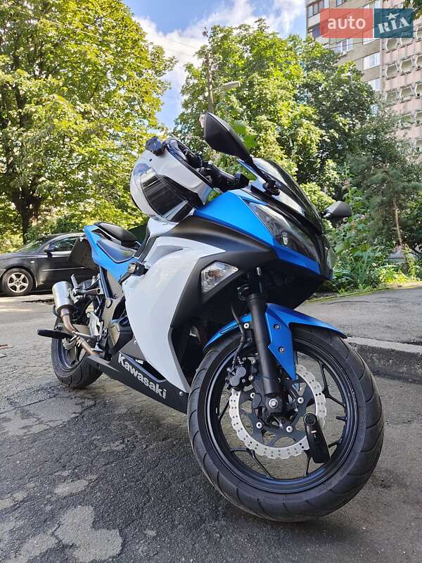 Спортбайк Kawasaki EX 300 2016 в Києві