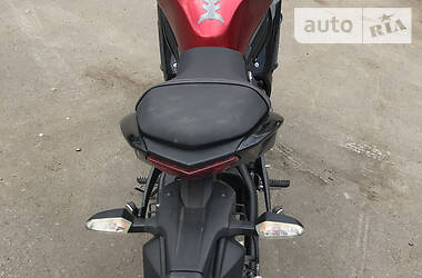 Спортбайк Kawasaki EX 650 2015 в 
