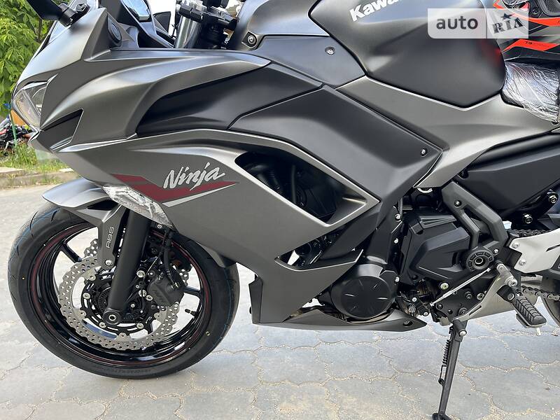 Спортбайк Kawasaki EX 650 2022 в Запорожье