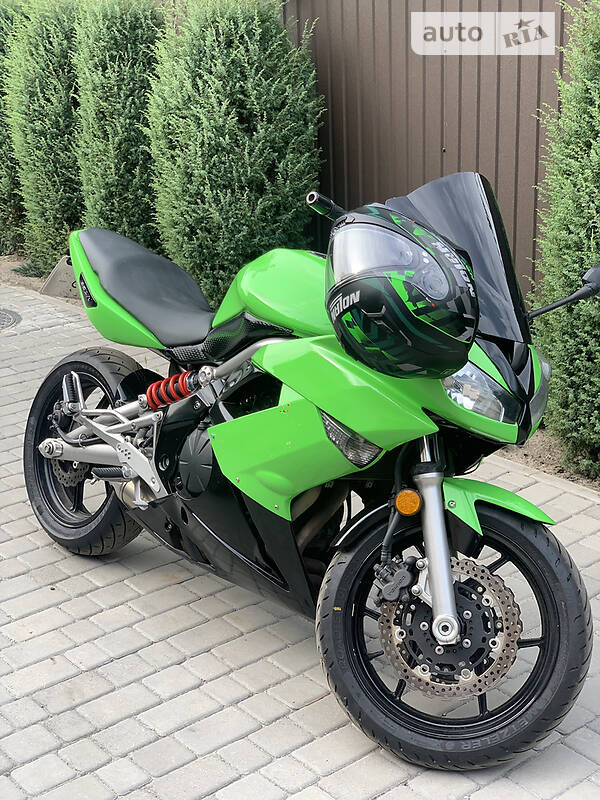 Мотоцикл Спорт-туризм Kawasaki EX 650 2009 в Днепре