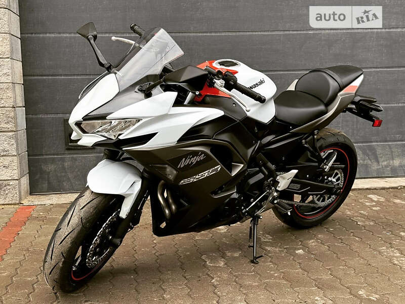 Мотоцикл Спорт-туризм Kawasaki EX 650 2023 в Ровно