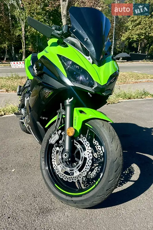 Мотоцикл Спорт-туризм Kawasaki EX 650 2017 в 