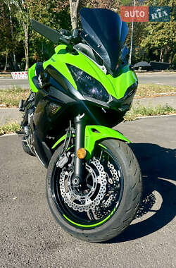 Мотоцикл Спорт-туризм Kawasaki EX 650 2017 в 