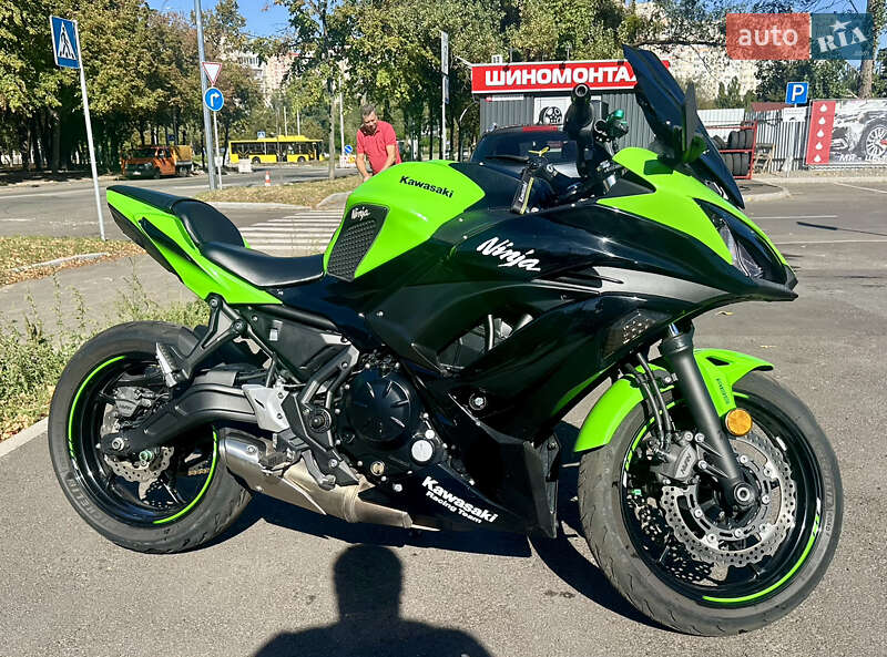 Мотоцикл Спорт-туризм Kawasaki EX 650 2017 в Киеве фото 4 Мотоцикл Спорт-туризм Kawasaki EX 650 2017 в Киеве