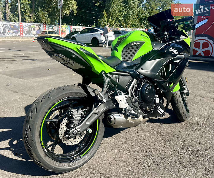 Мотоцикл Спорт-туризм Kawasaki EX 650 2017 в Киеве фото 5 Мотоцикл Спорт-туризм Kawasaki EX 650 2017 в Киеве