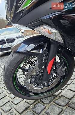 Мотоцикл Спорт-туризм Kawasaki EX 650 2018 в 