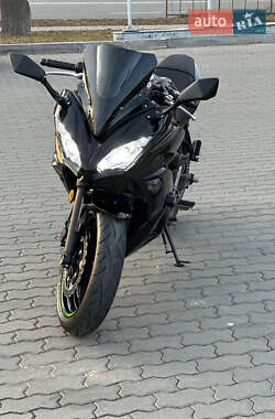 Мотоцикл Багатоцільовий (All-round) Kawasaki EX 650 2018 в 