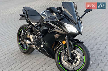 Мотоцикл Багатоцільовий (All-round) Kawasaki EX 650 2018 в 