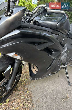 Спортбайк Kawasaki EX 650 2016 в 