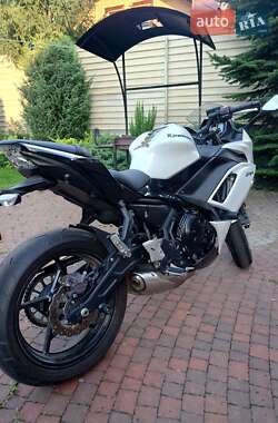 Мотоцикл Спорт-туризм Kawasaki EX 650 2020 в 
