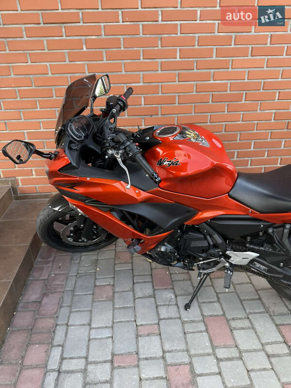 Kawasaki EX 650 2017