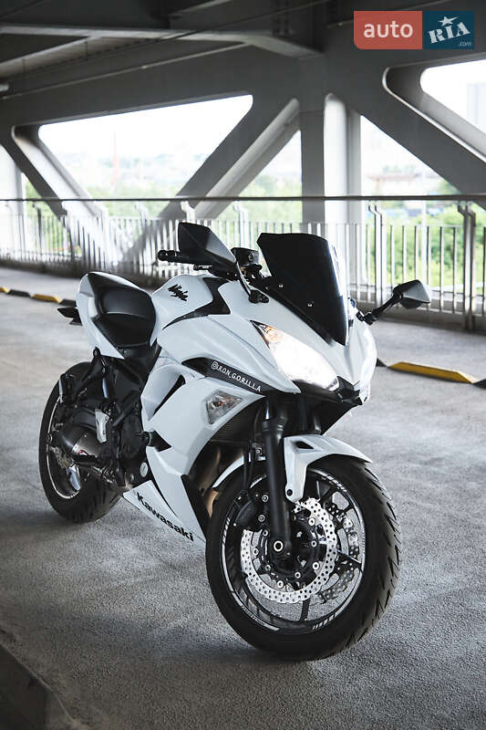 Спортбайк Kawasaki EX 650 2016 в Києві