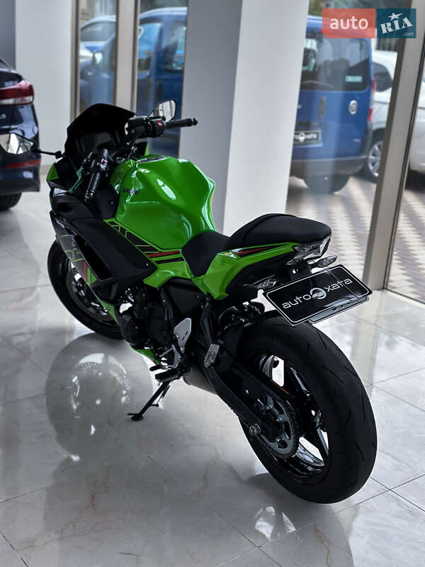 Спортбайк Kawasaki EX 650 2022 в Николаеве