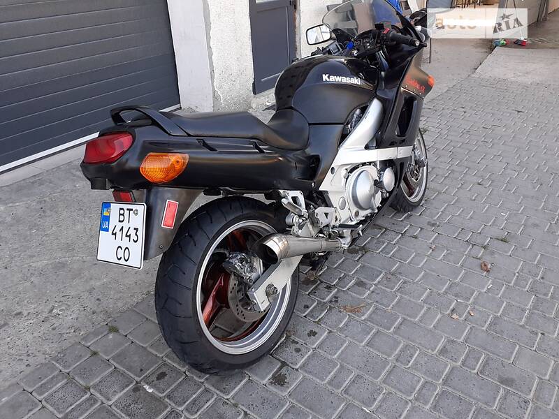 Kawasaki GPX 600R
