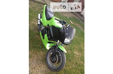 Мотоциклы Kawasaki GPZ 1998 в Березному