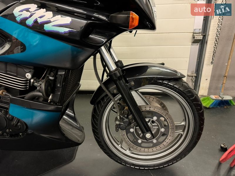 Мотоцикл Спорт-туризм Kawasaki GPZ 1999 в Киеве