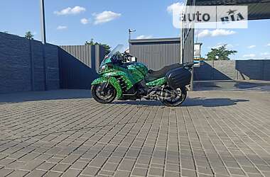 Мотоцикл Спорт-туризм Kawasaki GTR 1400 2011 в Днепре